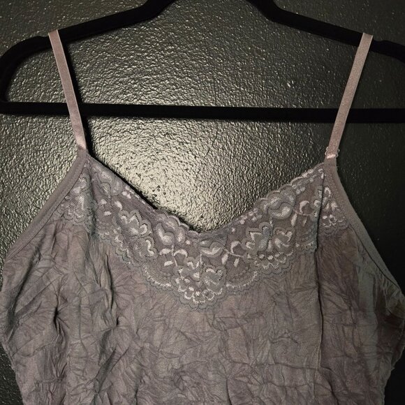 Y2K 2000s Women's Fairy Grunge Crinkle Gray Lace Trim XL Cami Tank Top - Picture 8 of 9